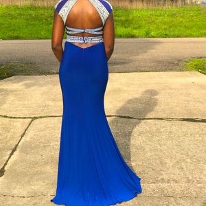 Prom dress worn once!